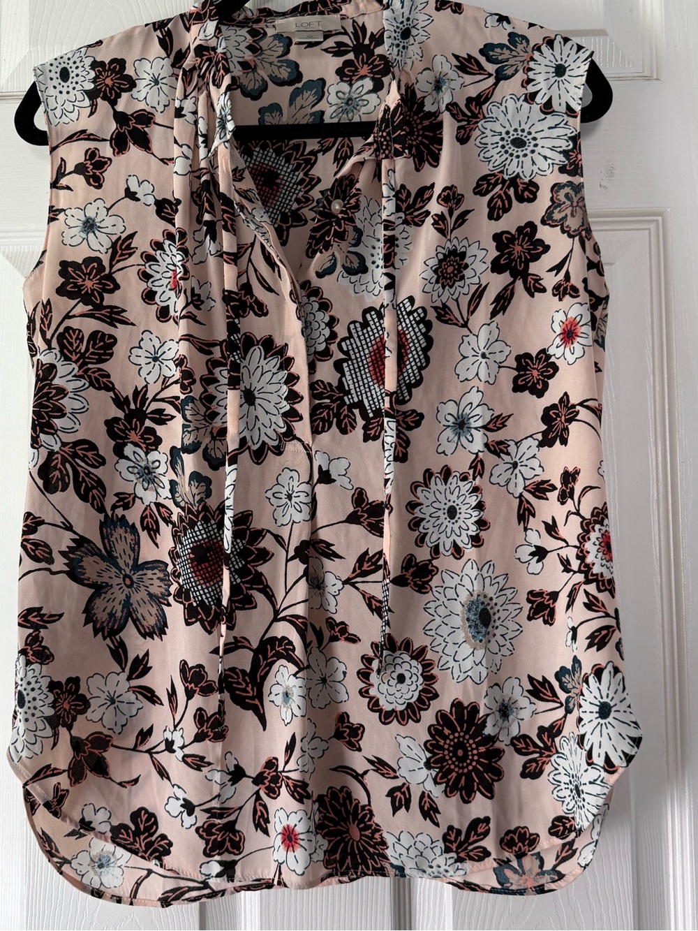 Coquette feminine LOFT Floral Blush Pink Tie-Neck Sleeveless Top XS Small